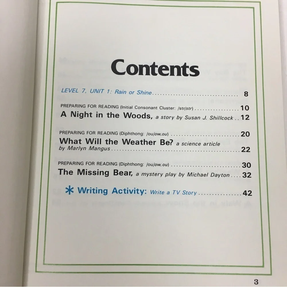 VINTAGE 1986 Small World Classroom Reading Book Homeschooling Library Level 7